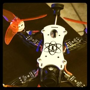 Fpv quadcopter racer